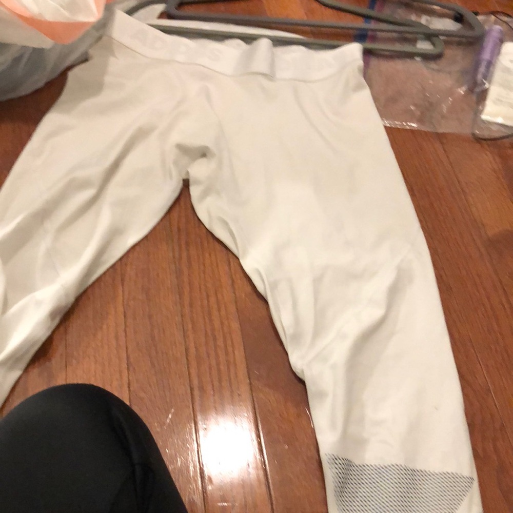 Athletic leggings